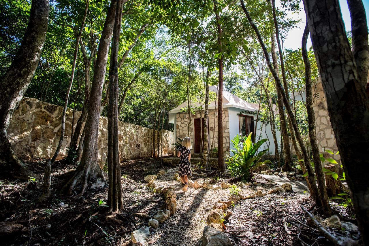 Escarabajo Rojo Acomodação com café da manhã Tulum Exterior foto