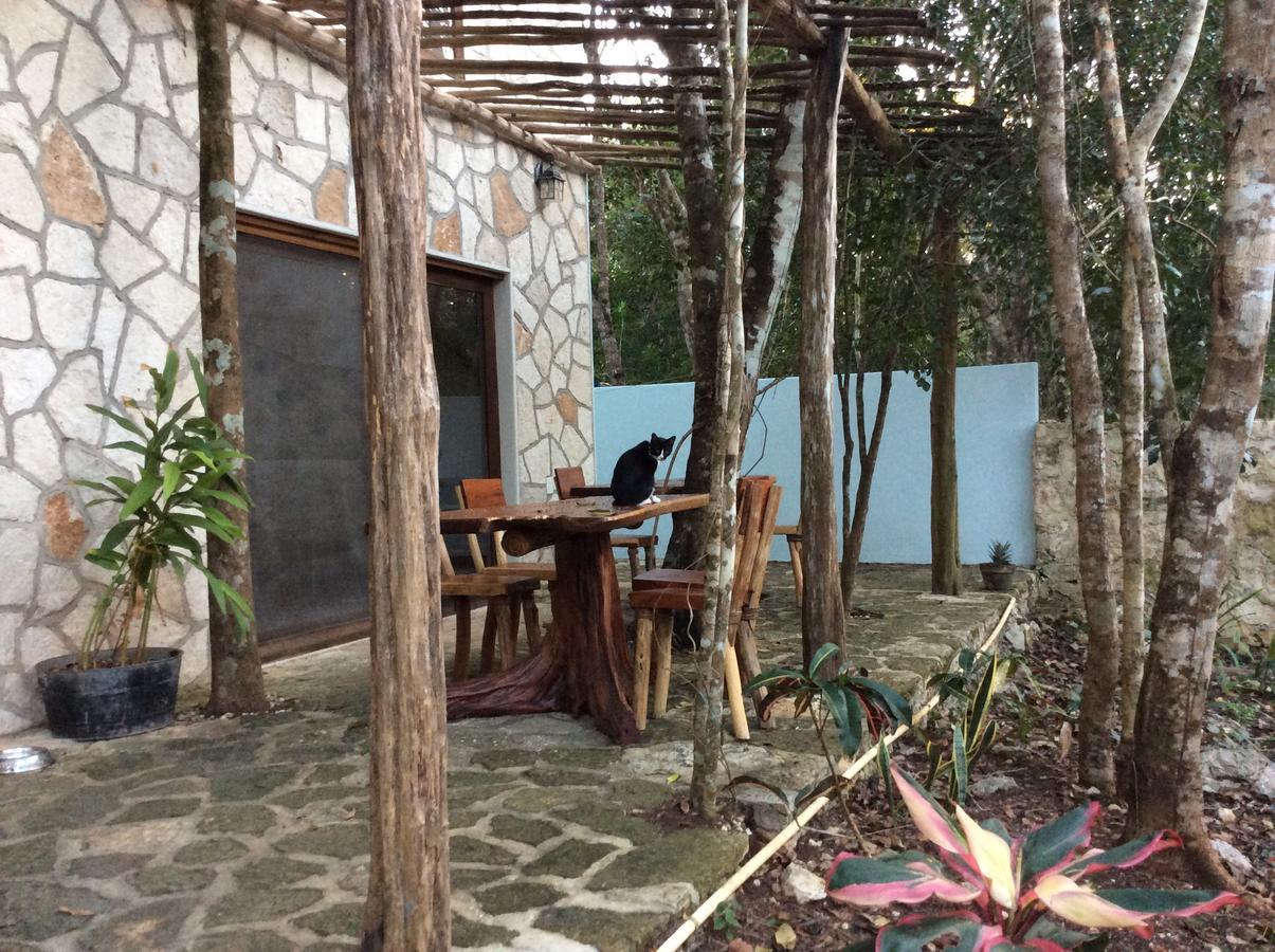 Escarabajo Rojo Acomodação com café da manhã Tulum Exterior foto